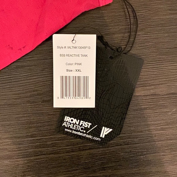 ❤️NWT Iron Fist Reactive Athletic Tank Top! - Picture 3 of 3